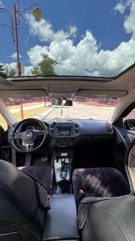 Volkswagen tiguan рестайлинг, 2013 год коробка автомат объем 2.0 л бензин максимальная комплектация автозапуск starline пробег 102 000 км цена 1 420 000 звонить : +79497030888 - фотография - 6