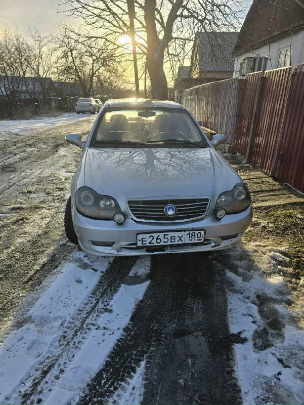 Продам свой автомобиль джили ск в хорошем техническом состоянии. донецк, торез. цена 217 т. р. +79493772680 📞 звоните: +7(949)3772680 - фотография - 2