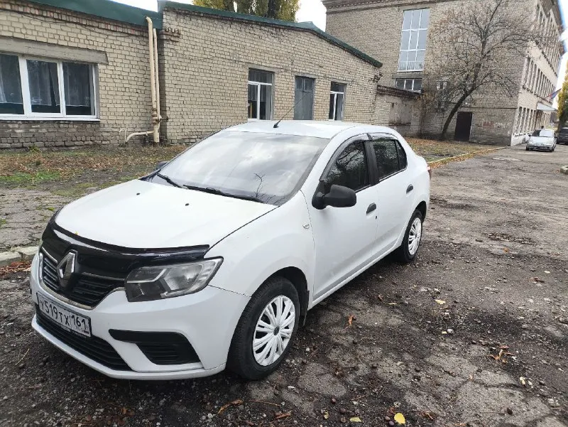 Продам renault logan 2 рест. двигатель 1.5 2018 год. пробег 480 тыс. механика 5 ступ. 2 ключа комплектация предмаксимальная life цена 520 тыс. я собственник! машина в хорошем состоянии. кондиционер 2 стеклоподъёмника звонить по номеру телефона +7 (949)7979285 - фотография - 3