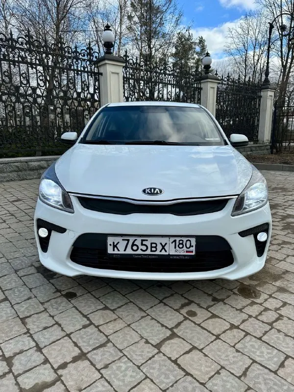 Продаю kia rio 4 1.4л собственник ✅ машина не с такси! ✅год выпуска : 2017 мотор работает как часы б... - фотография
