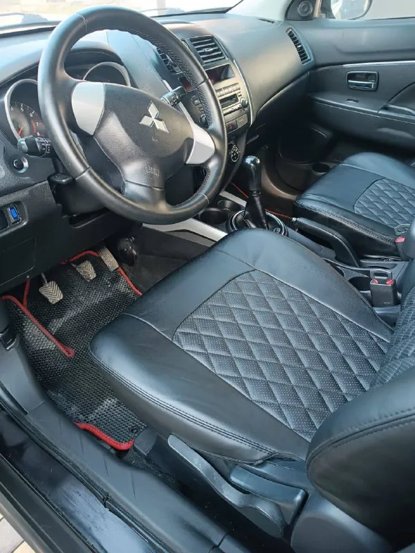 Продам авто mitsubishi asx 1.6 механика 2012 года в отличном состоянии. двигатель работает тихо без посторонних звуков, не дымит, масло не берёт. коробка передач переключения мягко, кузов без дтп! вся в родне, кроме крышке багажника. ходовая перебрана едет тихо без посторонних звуков. автотека зелёная, два собственика цена 1м 120 т. рублей тел:+79495254280 или +79185487099.. 📞 звоните: +7(949)5254280 - фотография - 8