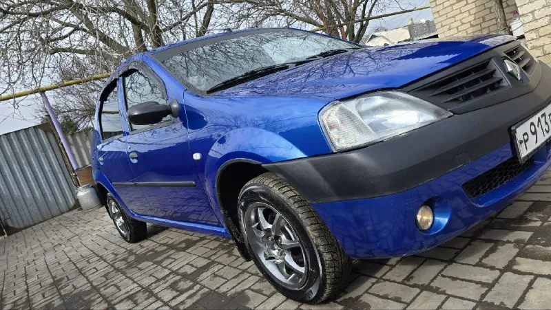 Продам хозяйский renault логан 2006 год 1.6 (8кл) в хорошем состоянии с малым пробегом. гур, эл ст п... - фотография
