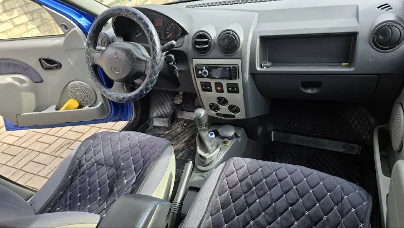 Продам хозяйский renault логан 2006 год 1.6 (8кл) в хорошем состоянии с малым пробегом. гур, эл ст п. 430тр +79493634866 📲 tg: инокентий 📞 звоните: +7(949)3634866 - фотография - 6