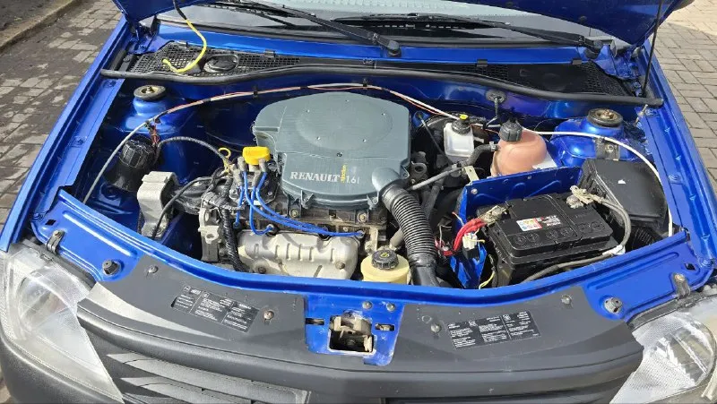 Продам хозяйский renault логан 2006 год 1.6 (8кл) в хорошем состоянии с малым пробегом. гур, эл ст п. 430тр +79493634866 📲 tg: инокентий 📞 звоните: +7(949)3634866 - фотография - 7