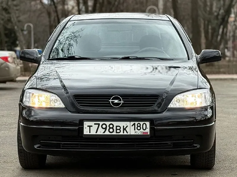 Продам opel astra 1.6 надежный автомобиль 2003г. выпуска в отличном состоянии! 1 владелец, без дтп! пробег родной 193.000! идеальное состояние кузова, ржавчины нет совсем, пороги целые, не гнилые. по технической части нареканий нет, мотор работает плавно и ровно, коробка тоже работает мягко. подвеска в хорошем состоянии, не стучит, не гремит. комплектация. кондиционер, подогрев сидений, 2 подушки безопасности, 2 эл. стеклоподъемника, подогрев зеркал, электрорегулеровка зеркал, диски r15, хорошая музыка, комплект ключей, остальные вопросы по телефону +79494958326 цена 450тыс ₽ торг у капота +79494958326 - фотография - 3