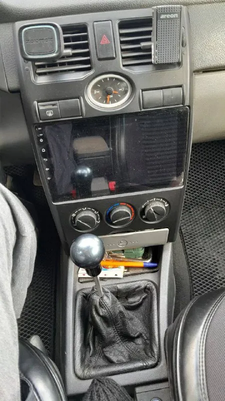 Приора 2010 года выпуска,126 двигатель 16 клапанный поршня не гнет цена 370т интересующие вопросы по телефону +79493830840 собственник 📲 tg: vladislav dubrovsky 📞 звоните: +7(949)3830840 - фотография - 7