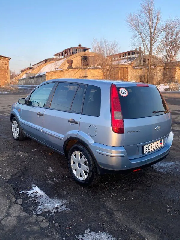 Ford fusion 2004 - 1.6 коробка автомат. полная комплектация: люк, обогрев лобового стекла, подогрев сидений, кондиционер, v-basta. все работает в штатном режиме. автомобиль семейный, 6 лет в одних руках. за машиной следил. все расходники менялись во время. езжу каждый день. и коробка работает без нареканий. из недочетов только косметические нюансы. в дтп не участвовала. переоформление в мрэо бе проблем, буду присутствовать в мрэо. на все вопросы отвечу, звоните: +7-949-316-51-71 цена: 555.000 руб автомобиль находиться в макеевке. 📞 звоните: +7(949)3165171 - фотография - 3