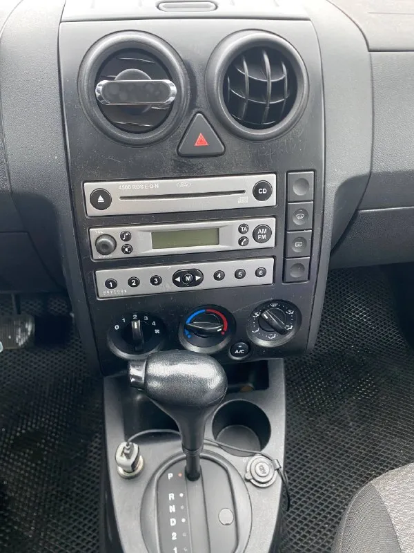 Ford fusion 2004 - 1.6 коробка автомат. полная комплектация: люк, обогрев лобового стекла, подогрев сидений, кондиционер, v-basta. все работает в штатном режиме. автомобиль семейный, 6 лет в одних руках. за машиной следил. все расходники менялись во время. езжу каждый день. и коробка работает без нареканий. из недочетов только косметические нюансы. в дтп не участвовала. переоформление в мрэо бе проблем, буду присутствовать в мрэо. на все вопросы отвечу, звоните: +7-949-316-51-71 цена: 555.000 руб автомобиль находиться в макеевке. 📞 звоните: +7(949)3165171 - фотография - 6