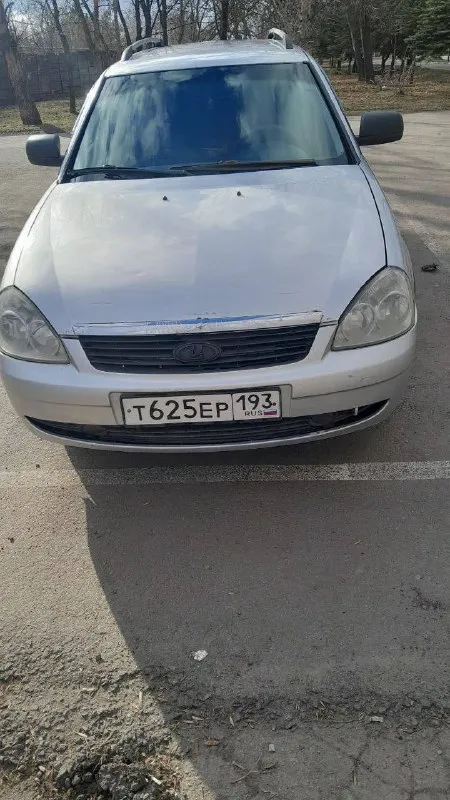 Приора 2010 года выпуска,126 двигатель 16 клапанный поршня не гнет цена 370т интересующие вопросы по телефону +79493830840 собственник - фотография - 2