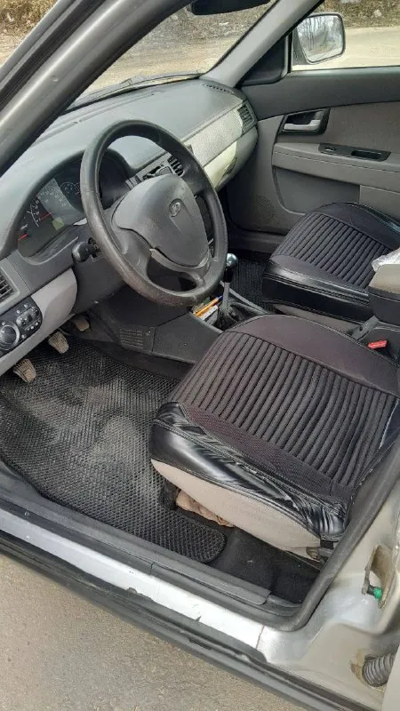 Приора 2010 года выпуска,126 двигатель 16 клапанный поршня не гнет цена 370т интересующие вопросы по телефону +79493830840 собственник - фотография - 6