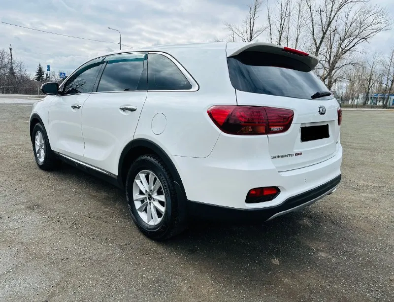 ‼️продам kia sorento prime|2018г 2.4 бензин работает отлично ! пробег 116 700км оригинал!!! коробка автомат работает идеально! 3 режима вождения спорт, комфорт, есо система курсовой устойчивости 🚘автомобиль весь обслужен!! парктроники 360 датчик дождя датчик света подогрев лобового подогрев руля подогрев сидений перед-зад электроскладывание зеркал мульте руль климат контроль двухзонный круиз контроль аудиосистема 6 колонок, сабвуфер🔊 usb, aux, bluetooth монитор с навигацией два ключа🔑 птс оригинал от собственницы ‼️цена:2.650.000₽‼️ осмотр:перевальск ☎️все вопросы по телефону:+7959-204-79-24 📞 звоните: +7(959)2047924 - фотография - 6