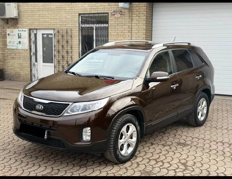 Kia sorento 2015 год двигатель 2.4бензин коробка автомат автомобиль в отличном состоянии, автотека з... - фотография