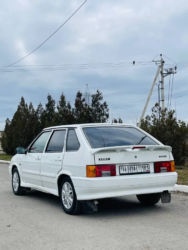 Продам lada 2114 2012 год состояние автомобиля отличное кузов в идеальном состоянии без гнили и коррозий стаканы, днище и пороги всё целое в дтп автомобиль не участвовал в техническом плане всё отлично 👍 мотор работает чётко пробег 154.000 коробка отличная не выбивает не хрустит ходовая как мячик, без посторонних шумов салон чистый и опрятный стоит хорошая музыка pioneer, сабвуфер, усилитель, стёкла подъёмники, подогревы сидений, бортовой компьютер резина два комплекта юридически чистая оформлена на меня осмотр в днр по времени и месту договоримся 🤝 цена 333.000 все вопросы по телефону +7 (949) 856-20-45 дополнительные фото скину - фотография - 4