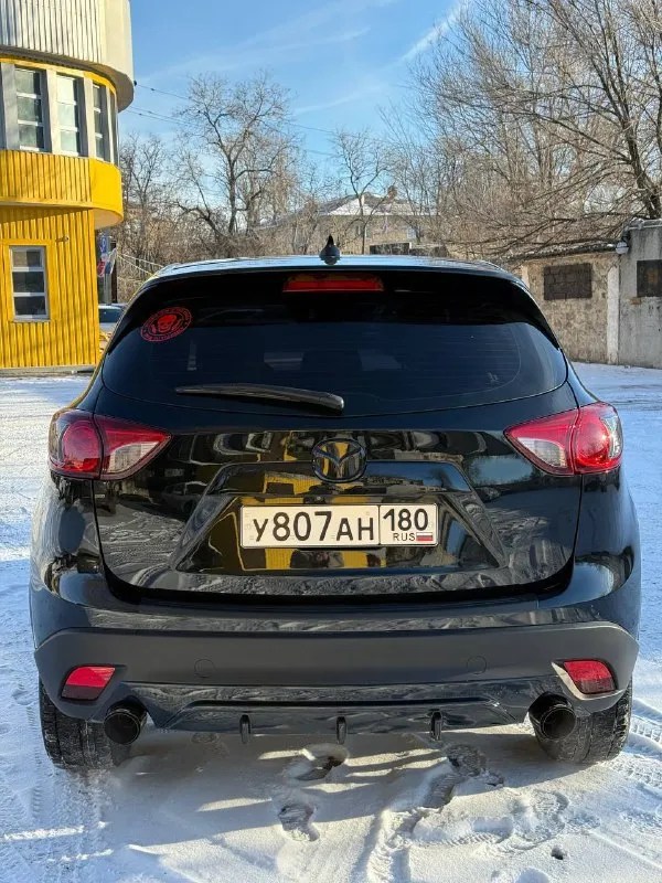 Mazda cx-5 i-рестайлинг 2015 2.5 grand touring 4wd в хорошей комплектации пробег: 189.000 км. автомобиль в идеальном состоянии. я 1 собственник авто, машина в одной семье. коробка в идеале. кузов, салон в шикарном состоянии. машина моется только на профессиональной мойке. замена масла каждые 5.000км две недели назад было большое то. заменены масла в двс, трансмиссии ходовая часть в идеале! сел-поехал, по машине ничего делать не нужно. зимняя резина новая, с машиной отдам комплект новой летней резины. 🛞 цена:1.7мил срочно ‼️ телефон: +79495032870 📲 tg: @natellockaa 📞 звоните: +7(949)5032870 - фотография - 4