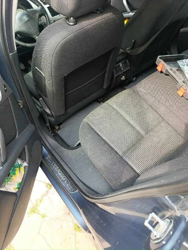 Правда, обмен peugeot 407 sw 2.0 2006 г, 6ст мкп оцинкован, панорамная крыша, датчики дождя и света, все работает все крутится, все светит 420000₽ +79494341961 📞 звоните: +7(949)4341961 - фотография - 5