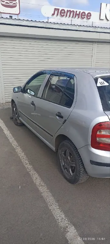 Продам skoda фабия 2002г. в хорошем состоянии 1.4 всё крутится всё работает используется каждый день нужно позаниматься двигателем кушает масло 380000т. рублей т:+79493795886 вадим 📲 tg: вадик 📞 звоните: +7(949)3795886 - фотография - 3