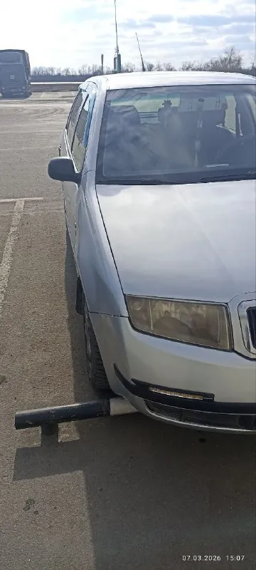 Продам skoda фабия 2002г. в хорошем состоянии 1.4 всё крутится всё работает используется каждый день нужно позаниматься двигателем кушает масло 380000т. рублей т:+79493795886 вадим 📲 tg: вадик 📞 звоните: +7(949)3795886 - фотография - 7