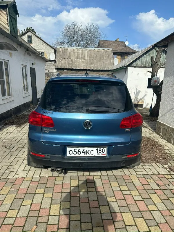 Wolsvagen tiguan 2017 г. собственник двигатель 2.0 tsi бензин коробка автомат(asin) пробег 73000 км технически в полном порядке, кузов без каких либо дефектов полностью обслужена,2 комплекта резины рфучет переоформление в мрэо 1 750 000 +7 (949) 464-35-33 феникс, телеграмм 📞 звоните: +7(949)4643533 - фотография - 2