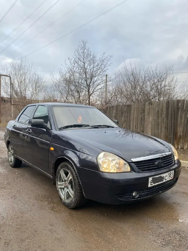 Продам ваз приору, 2007 года, по документам луганский учёт 181 регион, переоформление без проблем. машина в хорошем состоянии полностью вся целая, ухоженный салон, днище целое не гнилое, по технической части все исправно, на хорошем ходу. двигатель 1.6 ( 16клапан. не гнёт, резвая, масло не ест) в машине электро-усилитель руля, музыка, электро-зеркала, сигналка, бортовой компьютер, стеклоподъёмники, обогрев заднего стекла. цена 340 тыс. руб. + торг имеется. алчевск, перевальск тел. +79592660475 📞 звоните: +7(959)2660475 - фотография - 5