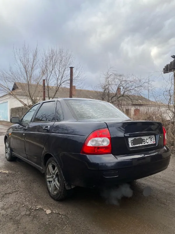 Продам ваз приору, 2007 года, по документам луганский учёт 181 регион, переоформление без проблем. машина в хорошем состоянии полностью вся целая, ухоженный салон, днище целое не гнилое, по технической части все исправно, на хорошем ходу. двигатель 1.6 ( 16клапан. не гнёт, резвая, масло не ест) в машине электро-усилитель руля, музыка, электро-зеркала, сигналка, бортовой компьютер, стеклоподъёмники, обогрев заднего стекла. цена 340 тыс. руб. + торг имеется. алчевск, перевальск тел. +79592660475 📞 звоните: +7(959)2660475 - фотография - 6