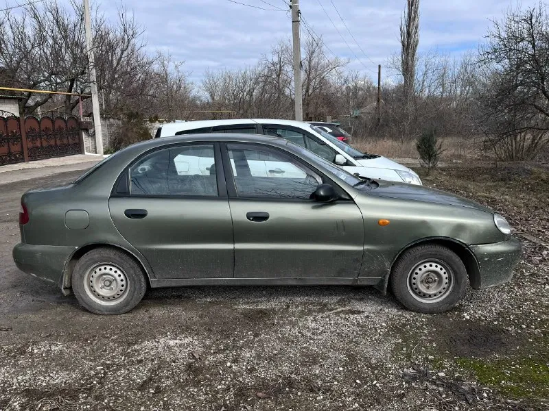 Продам ланос 2003 г машина рабочая, по технической части всё в порядке, любые проверки, пробег 139ты... - фотография