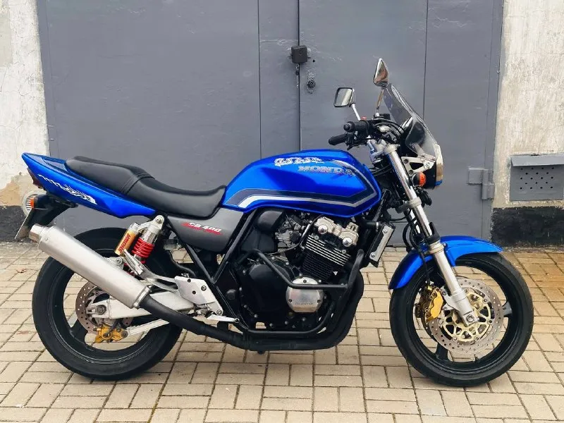 Автор: honda cb 400, 2000 г. в. пробег 57000,. замена масла, фильтров каждые 5000 км. в отличном сос... - фотография