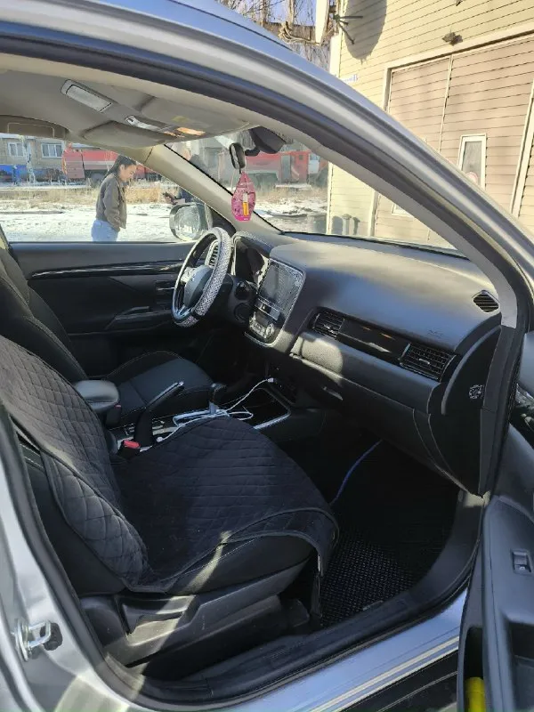 Продам mitsubishi аутлендыр 2019г. объем -2.0 cvt вариатор. пробег 110 тыс. 2 комплекта резины. цена 2.2 +торг подробно по телефону. +79493208887 +79781240148 📞 звоните: +7(949)3208887 - фотография - 5