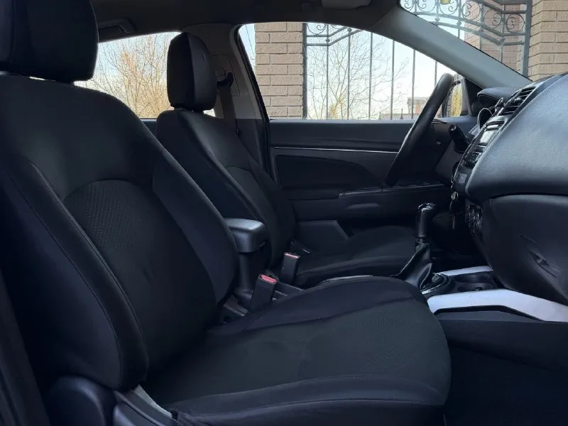 Продам mitsubishi asx рестайлинг, 2014 года выпуска, объем двигателя 1.6 117 л. с, кпп механика (самая надёжная связка в линейке), родной пробег 155.000 км родной!, 1 хозяин, без дтп, в родном окрасе!, состояние автомобиля не выразить на фото, без каких-либо нюансов!, идеальное состояние. автотека ✅ комплектация: подогрев сидений, 4 стеклоподъёмника, кондиционер, подогрев стёкол, abs esp, мультимедиа с хорошим звуком, aux, бортовой компьютер, складывание зеркал, и многое другое для комфортного вождения. авто обслуживался всегда по регламенту, на данный момент полностью обслужен, не требует вложений от слова совсем!, 2 комплекта колес. очень надёжный японский красовер, комфортабельный и вместительный. по документам любой вид оформления. цена 1.150.000р номер телефона +7949-564-47-36 +7949693-58-50 📞 🇷🇺 звоните: +79495644736 - фотография - 7