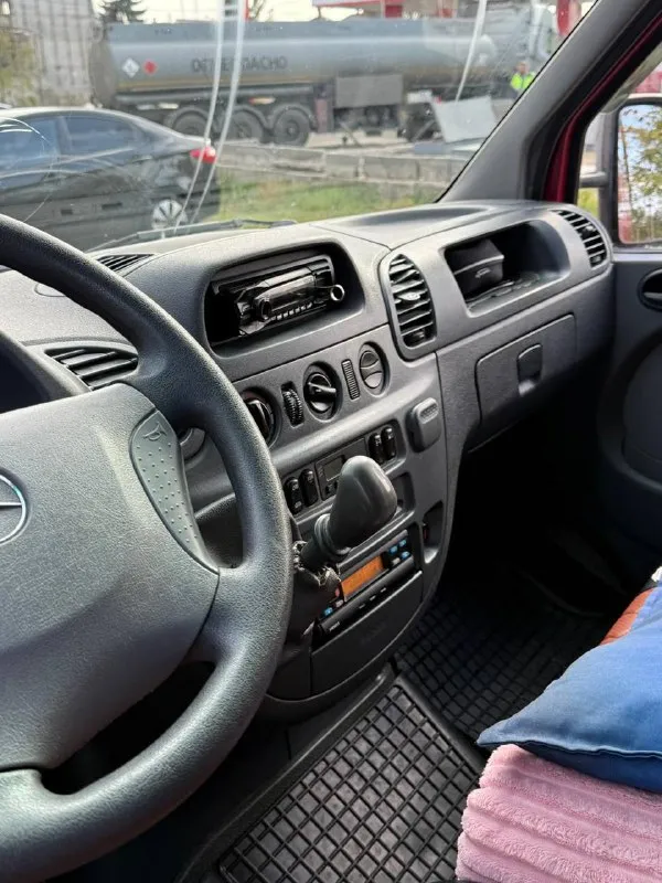 Mercedes benz sprinter 416 двигатель 2,7 cdi год 2005 мкпп 5 ст цена 2🍋рублей авто в отличном состоянии, макси база, два катка, два люка, кондиционер, автономка, вложений не требуется, сел и поехал, любое переоформление +79495610399 мариуполь 📲 tg: @elya1420 📞 звоните: +7(949)5610399 - фотография - 10