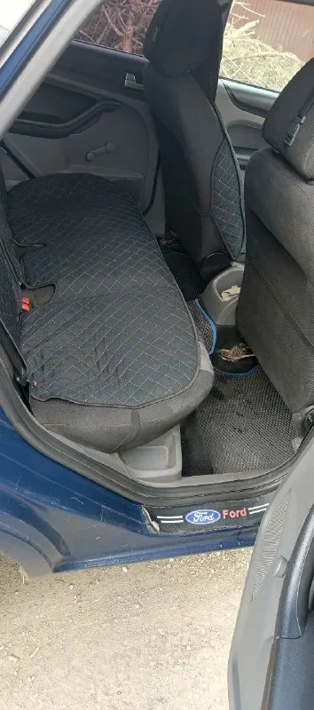 Продам форд фокус 2009 год, бензин! пробег 173650 !цена 400т. р. торг на недочеты будет! +79490941633 - фотография - 5