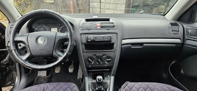 Продам шкода октавия 1.4 бензин, 2008 год, мкпп, в хорошем состоянии, без гнили, кпп и мотор в порядке, резина лето, документы в порядке. цена 500 000 макеевка +79493696531 - фотография - 5