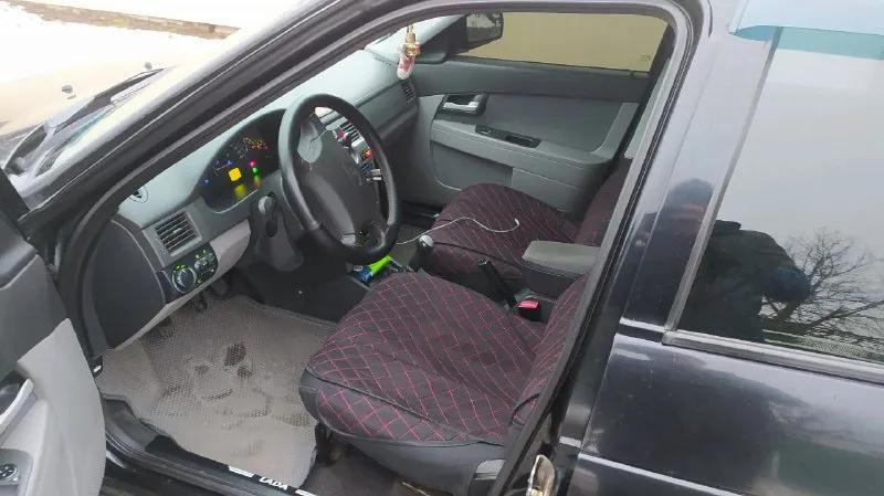 ✔не дорого!️в продаже два💪 авто! ауди🚥 и приора (хэтчбек). ️приора-год:2013, пробег 180тыс кондиционер🥶, авs, эур, подушки, парктроник, газ евро 4 (вписан), ходовая перебрана, новые радиатор печки🔥, и основной, выхлопная, грм комплект(гейц), масло(равенол), подшипники, лобовое оригинал, тормоза, главный тормозной, рулевая рейка!лэд свет +туманки, диски легкосплавные. авто без вложений, центральный замок, музыка, пошумлена! выложено более 100тыс(после 100 перестал считать). легкосплавные диски. оформление в мрэо. цена 500₽💰торг на оформление! ✔️ ауди🤘 а-3(год:2010)🔥 объем двигателя 1.6(бензин). коробка автомат!📍 пробег:160ты. авто более 10лет в одной семье, ездит мало в основном в гараже, двигатель и коробка в идеальном состоянии. новое сцепление, корзина и рулевая. в авто делать не чего не нужно, сел и поехал, полное оформление! город зугрэс/харцызск. 🏩 цена 870₽ писать в лс или ☎️+ 7(949)-375-49-48 📲 tg: @serebas 📞 звоните: +7(949)3754948 - фотография - 8