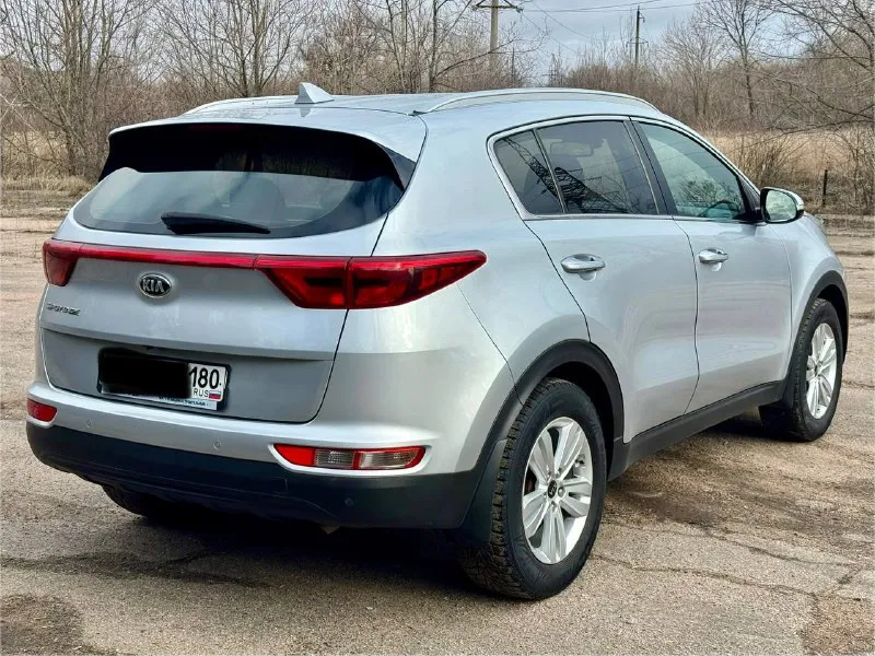 Kia sportage официал
2017 Год выпуска
Эксплуатация с 2018 года
Двигатель 2.0 бензин
Коробка автомат
1 Владелец с автосалона
Автомобиль в отличном состоянии,
Кузов без дтп ! Весь в заводском окрасе 1000% готов на любые проверки с вашей стороны
Вложения не требует от слова совсем !
В автомобиле есть все для комфорта
Роздельный климат-контроль,
Круиз-контроль,
Датчики света, и дождя,
Подогревы всех сидений,
Руля, зеркал, и стекл,
Парктрони,
Камера заднего вида,
И многое другое !
С документами полный порядок,
Любой вид оформления.
Г. Донецк
Цена 1.890 тыс. ₽ торг
Звоните остальное по
+79495210905
📲 Tg: r. B
📞 Звоните: +7(949)5210905 - фотография - 4
