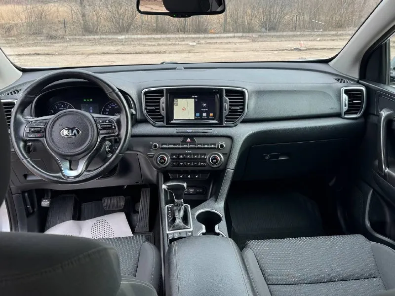 Kia sportage официал
2017 Год выпуска
Эксплуатация с 2018 года
Двигатель 2.0 бензин
Коробка автомат
1 Владелец с автосалона
Автомобиль в отличном состоянии,
Кузов без дтп ! Весь в заводском окрасе 1000% готов на любые проверки с вашей стороны
Вложения не требует от слова совсем !
В автомобиле есть все для комфорта
Роздельный климат-контроль,
Круиз-контроль,
Датчики света, и дождя,
Подогревы всех сидений,
Руля, зеркал, и стекл,
Парктрони,
Камера заднего вида,
И многое другое !
С документами полный порядок,
Любой вид оформления.
Г. Донецк
Цена 1.890 тыс. ₽ торг
Звоните остальное по
+79495210905
📲 Tg: r. B
📞 Звоните: +7(949)5210905 - фотография - 9