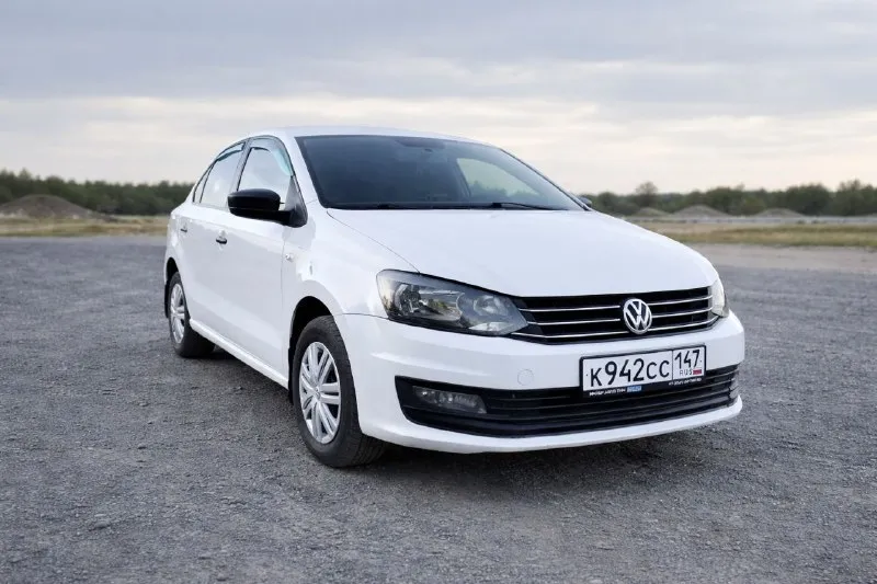 Volkswagen polo 2017 🔥 835 тыс. руб торг 1.6 мкпп пробег 124 тыс. км 1 владелец за все время эксплуатации 🔥кузов в идеальном состоянии, без дтп. салон чистый. вся техническая часть без нареканий - не требует ремонта, вложений или обслуживания. идеальный вариант - сел, уехал abs, esp, airbags, кондиционер, регулировка руля в 2х плоскостях, электропакет. 📌2 комплекта колес, зимняя резина абсолютно новая. действительно редкое состояние автомобиля. макеевка +79493638317 - фотография - 1
