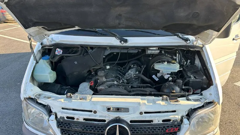 Mercedes sprinter classic ✅категория в проходной ✅год 2016 ✅объем 2.1 дизель ✅коробка мкпп ✅кондиционер ✅стеклоподъемники ✅ц замок сигнализация ✅abs антизанос курсовая устойчивость ✅регулировка зеркал ✅подогрев сидений ✅гидроусилитель руля ✅вэбасто доп печка ✅преобразователь 220 ✅установлена в потолке кузове вытяжка, термо кузов + рэф кондиционер, печка в кузов, состояние хорошое вложений не требует двигатель работает отлично сухой обслужен, на обмен дороже, документы в полном порядке собственник. цена 1.🍋950т, руб торг. г мариуполь. тел: +7 (949) 580-62-90 тел: +7 (961) 313-02-22 - фотография - 9