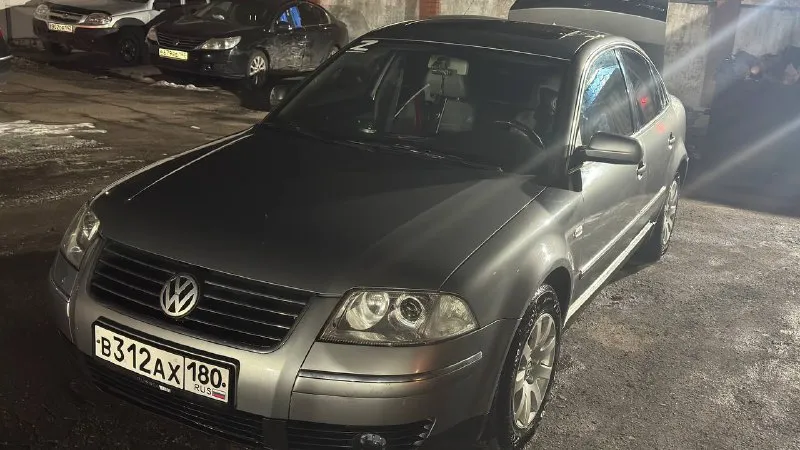 Продам volkswagen 1.9 tdi.130лошадей, двигатель avf (самый надежный), двигатель делался 20 тыс назад, новая турбина. комплектация полная :кожаный салон, обшивка салона под дерево, люк, ,обогрев передних сидений, abs, esp, бортовой компьютер, двух диновый магнитфон( с поддержкой car play)камера заднего вида, громкая связь блютуз, климат контроль, evo коврики, led свет, сигнализация starline с обратной связью, доводчики стекол, ходовые огни. машина ухоженная, владею три года. больше инфы расскажу по +7(949)3273411 цена 570000₽ 📲 tg: павел смирнов 📞 звоните: +7(949)3273411 - фотография - 6