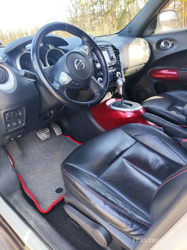 Nissan juke, 2011, 1.6 турбо (190 л. с.), 4wd, полный привод, обслужен продаю ухоженный nissan juke. это версия с полноценным полным приводом (4wd) и турбомотором на 190 л. с. — ощущения от вождения совершенно другие! почему этот juke — хороший выбор? · состояние идеальное: двигатель и вариатор работают безупречно. совсем недавно сделан капитальный сервис: замена грм и масла в вариаторе. · вся краска родная (белый перламутр) — кузов в отличном состоянии. · богатая комплектация: климат-контроль, кожаный салон, камера, парктроники, навигация, бесключевой доступ. · честный пробег 188 000 км. · есть зимняя и летняя резина. цена: 1 150 000 руб. (обоснована приводом, мощностью и состоянием). место: макеевка, зелёный. телефон: +7949 3934819 📲 tg: @anastasia080910 📞 звоните: +7(949)3934819 - фотография - 10