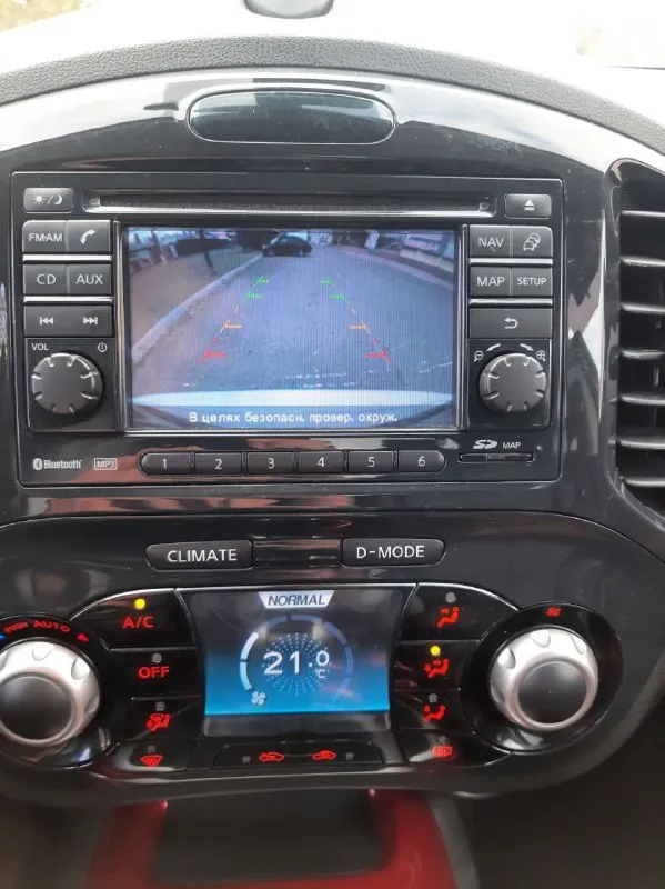 Nissan juke, 2011, 1.6 турбо (190 л. с.), 4wd, полный привод, обслужен продаю ухоженный nissan juke. это версия с полноценным полным приводом (4wd) и турбомотором на 190 л. с. — ощущения от вождения совершенно другие! почему этот juke — хороший выбор? · состояние идеальное: двигатель и вариатор работают безупречно. совсем недавно сделан капитальный сервис: замена грм и масла в вариаторе. · вся краска родная (белый перламутр) — кузов в отличном состоянии. · богатая комплектация: климат-контроль, кожаный салон, камера, парктроники, навигация, бесключевой доступ. · честный пробег 188 000 км. · есть зимняя и летняя резина. цена: 1 150 000 руб. (обоснована приводом, мощностью и состоянием). место: макеевка, зелёный. телефон: +7949 3934819 📲 tg: @anastasia080910 📞 звоните: +7(949)3934819 - фотография - 5