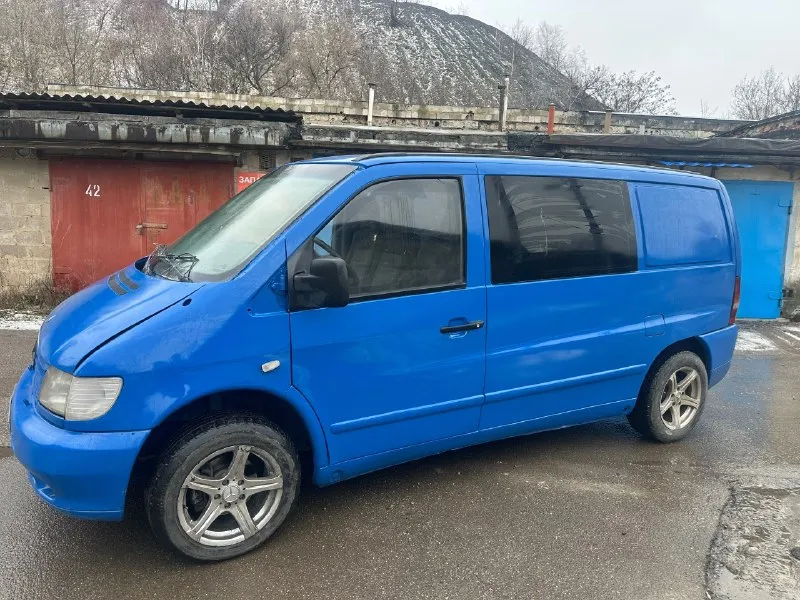 Продам mercedes вито 638 2.2 на автомате в хорошем состоянии нужно дома брать мотор кузов без гнили... - фотография