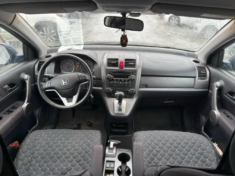 Honda cr-v год выпуска: 2007 тип кпп: автоматическая объем двигателя: 2.0 литра тип топлива: бензин пробег: 172 000 км цена: 💥1 340 000 рубли 💥 дополнительная информация: двух-зонный климат контроль подогревы сидений мультируль полный привод технически в отличном состоянии 📞 🇷🇺 +7 949 509 3428 +7 949 839 2499 - фотография - 8