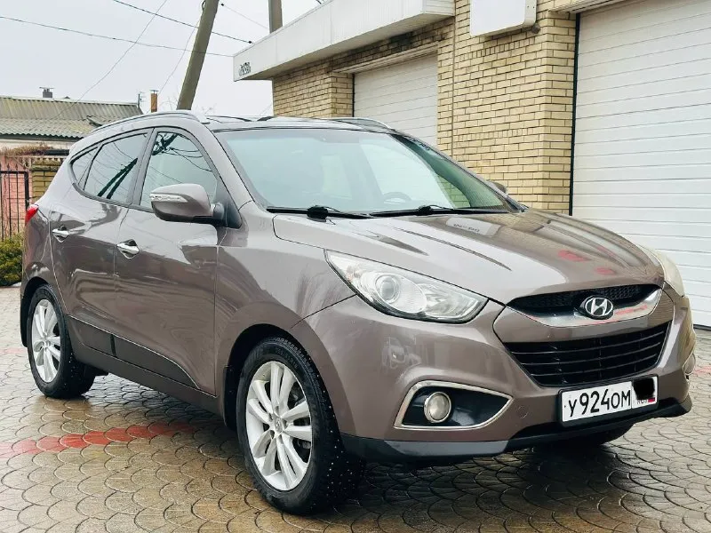 Продам hyundai ix35 на самой максимальной комплектации, 2011 г ( эксплуатация с 2012 ), 2 литра бенз... - фотография