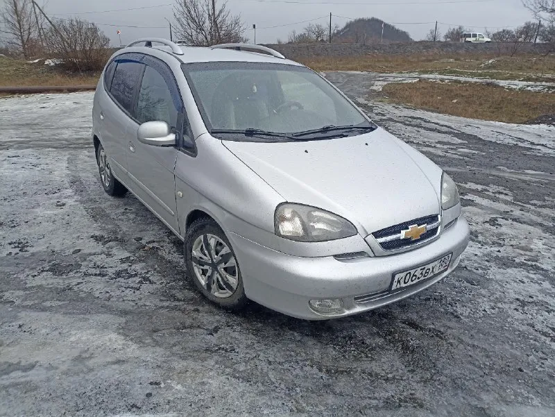 Срочно продам chevrolet такума. 2005г. двигатель 2.0 бензин/газ (вписан), автомат, фаркоп(вписан). п... - фотография