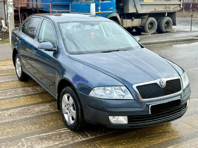 Шкода октавия а5 год выпуска 2008 обьем двигателя 1.6 короба передач автомат по кузову выглядит как... - фотография