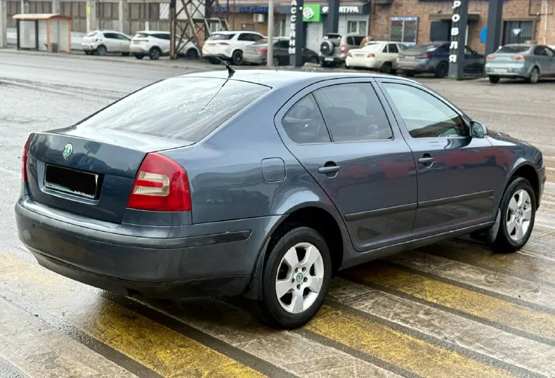 Шкода октавия а5 год выпуска 2008 обьем двигателя 1.6 короба передач автомат по кузову выглядит как на фото дно пороги стаканы целые технически в полном порядке по документам полный порядок 2 владельца птс оригинал все вопросы по телефону писать звонить в любое время суток номер для связи +7 919 896 5615 также телеграмм +7 919 896 5615 цена автомобиля 535.000 тысяч осмотр авто город донецк - фотография - 3