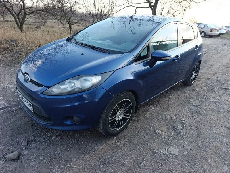 👉продам форд фиесту в отличном состоянии как внешне так и по технике - механика, шустрая и экономная... - фотография