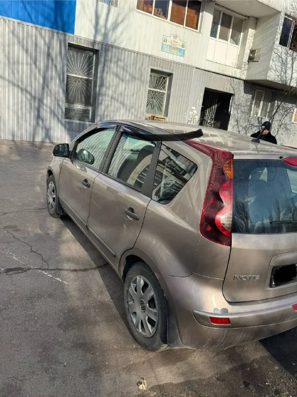 Продам nissan note цена 700 тысяч все вопросы по телефону номер +79495925494 донецк 📞 звоните: +7(949)5925494 - фотография - 5