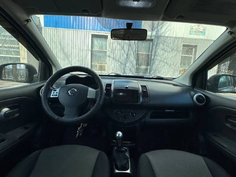 Продам nissan note цена 700 тысяч все вопросы по телефону номер +79495925494 донецк 📞 звоните: +7(949)5925494 - фотография - 7