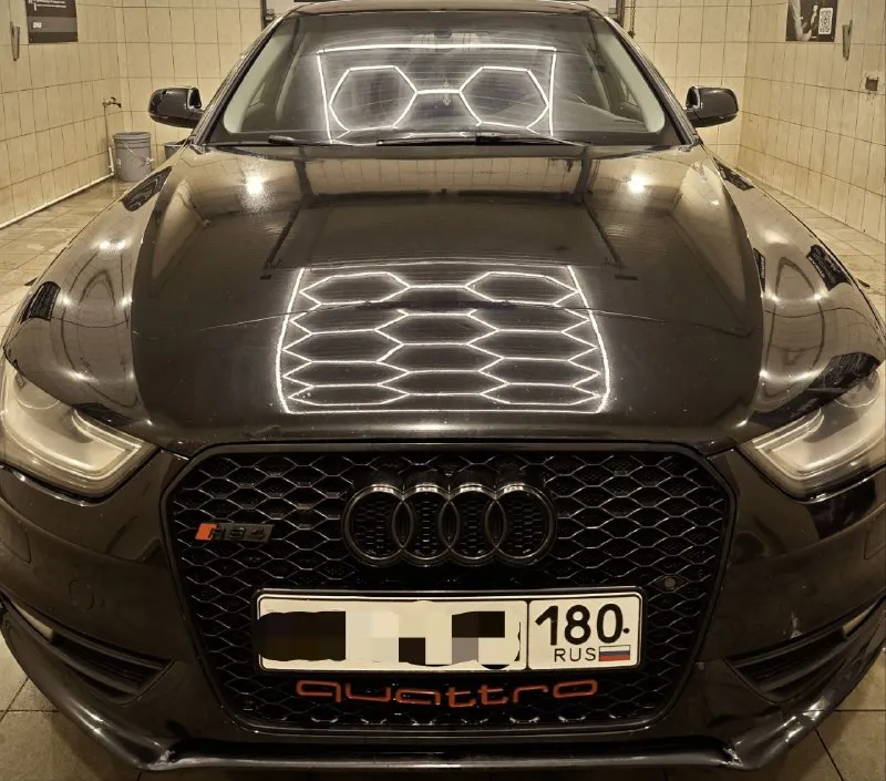 Продам audi а4 б8 2.0 tfsi quattro 2013 г автоматическая коробка передач, полный привод. пробег 295тыс (пробег двигателя 40тыс), 300л. с стоит stage 2, усиленное сцепление от 3л ауди. новый маховик, коробка одна из самых надежных dl 501 перед в броне, кузов в керамике. цена 1.7торг дополнительные вопросы по телефону +7949-606-69-08 - фотография - 5