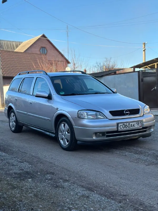 ❗продам opel astra g❗ год выпуска 2003,мотор 1.6,пробег: 243.000км ❕техосмотр пройден! ✅цена: 440.000 руб небольшой торг 📑автомобиль пригнан из германии. любой вид переоформления, я вписан в птс. 1 хозяин. ♻автомобиль в отличном состоянии. мотор в идеале, масло не берет, работает ровно, тянет хорошо. коробка работает отлично, без пинков и рывков, ходовая вся мягкая и сбитая. кузов в отличном состоянии без гнили. ⚠️есть гбо евро 4 и фаркоп (в документы вписан) ♻комплектация: датчик дождя, усилитель руля, стеклоподъемники, кондиционер (заправлен и полностью обслужен), центральный замок, электрорегулировка боковых зеркал, abs, esp, подушки безопасности. 🏠осмотр днр, г. амвросиевка ☎️ подробности по телефону: +79493060188 (telegram) +79885749747 📞 🇷🇺 звоните: +79493060188 - фотография - 3